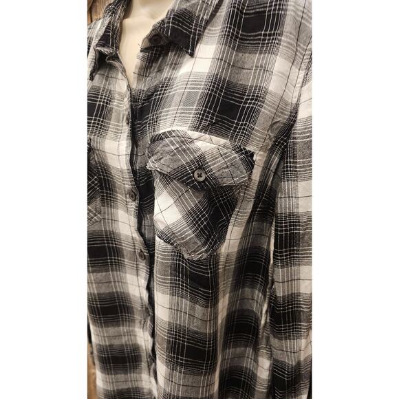 Jessica Simpson XL black white buffalo plaid holiday winter LIGHT flannel button - Picture 4 of 8